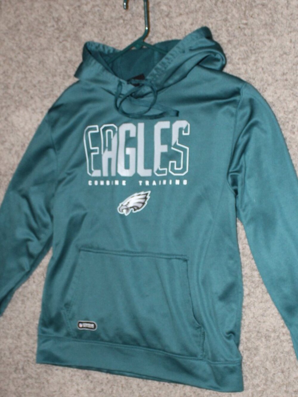 Philadelphia Eagles Hoodie Size Large NFL Apparel